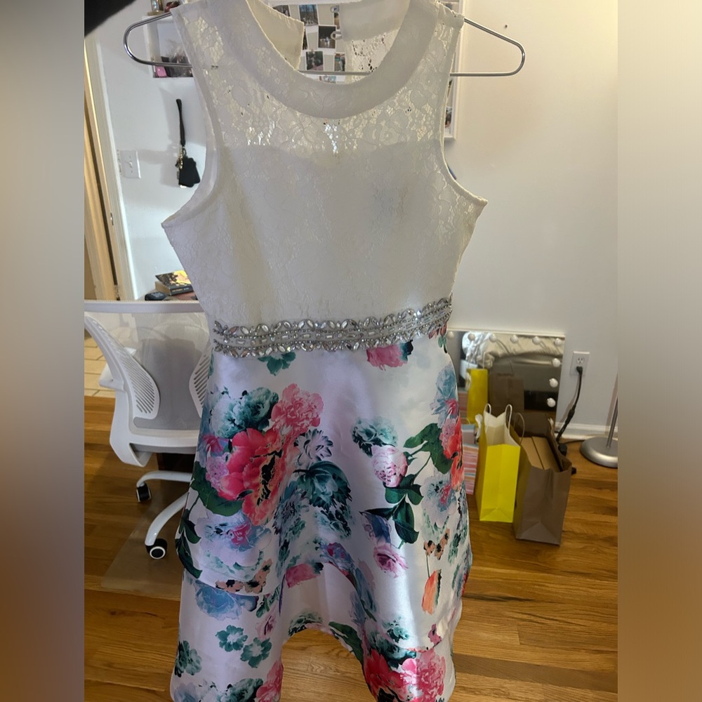 Brand new Dillards dress